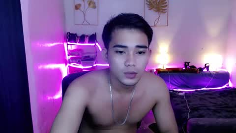 Snapshot of urpinoy_cummer chatting on 12/20/25, 01:40 urpinoy_cummer online show from 12/20/25, 01:40
