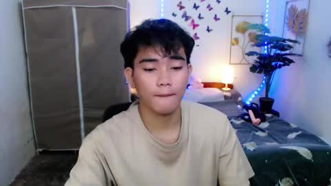 Snapshot of urpinoy_cummer chatting on 03/04/26, 12:33 urpinoy_cummer online show from 03/04/26, 12:33