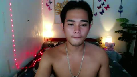 Snapshot of urpinoy_cummer chatting on 04/21/26, 02:01 urpinoy_cummer online show from 04/21/26, 02:01