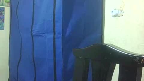 Aniie online show from 04/18/26, 11:03