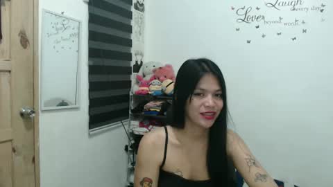 hi im kim online show from 02/11/25, 06:22