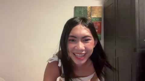 urpretty_mistake online show from 06/18/26, 03:27