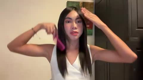 urpretty_mistake online show from 06/21/26, 11:02