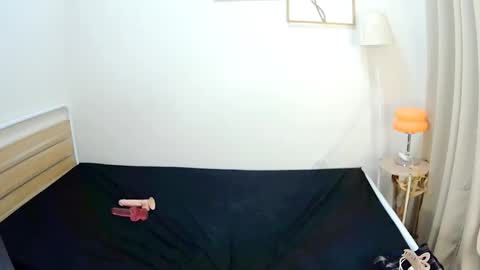 urqueenofhumiliation online show from 04/25/26, 04:04