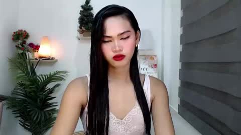 ursandra_xx online show from 11/13/25, 09:52