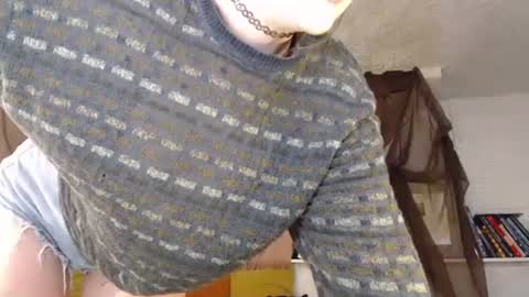 Maxi Mills . My Orgasm is in your hands Private is Open online show from 03/05/26, 04:36