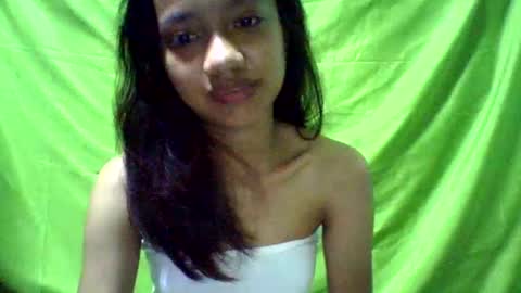 Snapshot of ursexydoll18 chatting on 01/15/25, 11:08 Darlyn room online show from 01/15/25, 11:08