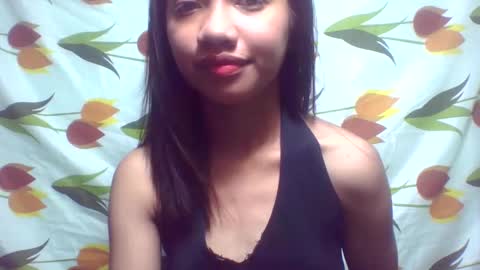 Snapshot of ursexydoll18 chatting on 01/22/25, 01:53 Darlyn room online show from 01/22/25, 01:53