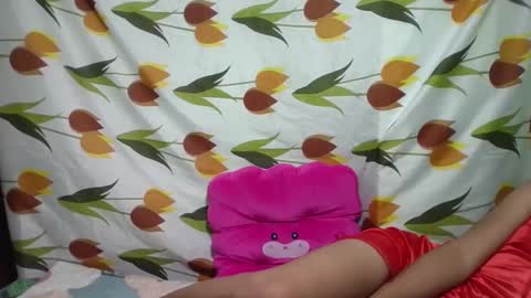 Snapshot of ursexydoll18 chatting on 01/31/25, 01:54 Darlyn room online show from 01/31/25, 01:54
