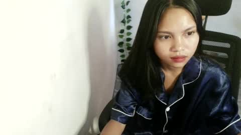 Snapshot of ursexyfantasy19 chatting on 06/13/26, 05:16 ursexyfantasy19 online show from 06/13/26, 05:16