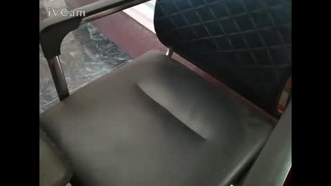 urs friend online show from 02/16/25, 06:21