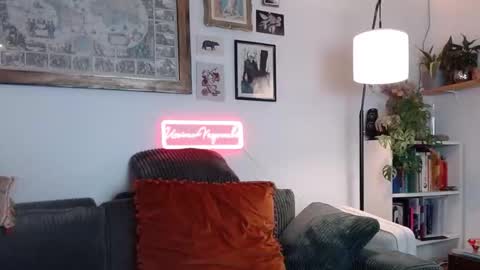 Ursinae online show from 02/17/25, 12:21