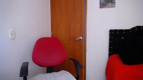 Eveling Blanco  online show from 02/20/25, 04:14