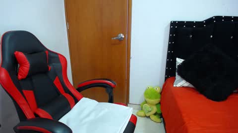 Eveling Blanco  online show from 09/09/25, 04:06