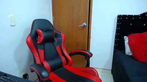 Eveling Blanco  online show from 09/26/25, 12:03