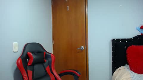 Eveling Blanco  online show from 04/06/26, 08:54