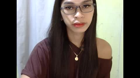 ursweet_zeviixx online show from 11/24/25, 07:02