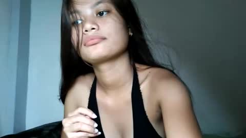 Snapshot of ursweetereca18 chatting on 06/09/26, 12:28 ERECA online show from 06/09/26, 12:28