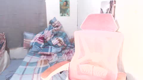 Snapshot of ursweetjena chatting on 02/09/26, 12:09 JEN online show from 02/09/26, 12:09