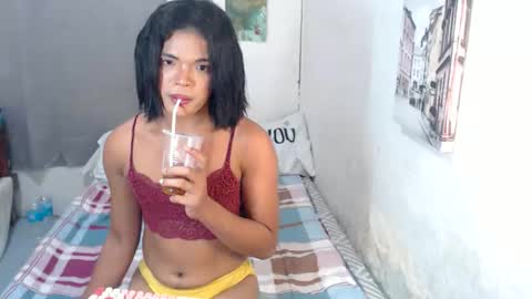 Snapshot of ursweetjena chatting on 02/26/26, 01:32 JEN online show from 02/26/26, 01:32