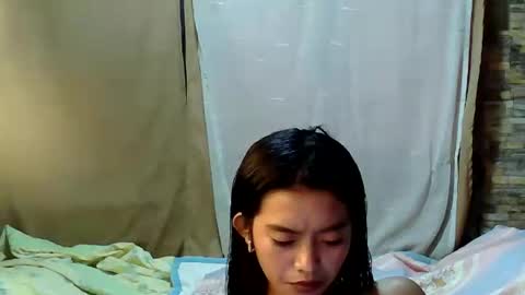 Snapshot of urtinypinay chatting on 10/11/25, 11:58 urtinypinay online show from 10/11/25, 11:58