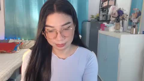 Ashley Kate Mateo Gray online show from 03/04/26, 11:49