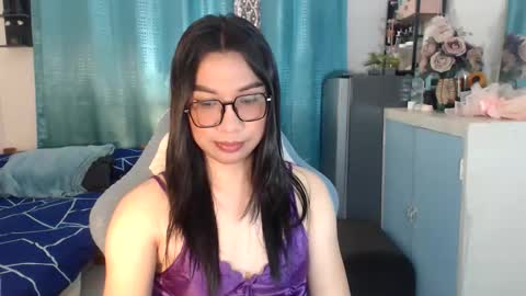 Snapshot of urwetasianprincessxx chatting on 06/08/26, 10:26 Ashley Kate Mateo Gray online show from 06/08/26, 10:26