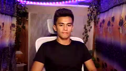 urwild_fuckerxx online show from 04/28/26, 09:25