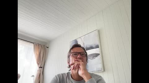 P online show from 09/08/25, 07:13