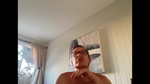 P online show from 10/09/25, 01:25