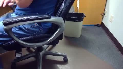 useemie online show from 10/21/25, 10:54