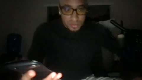 usermaneee589 online show from 11/05/25, 08:58