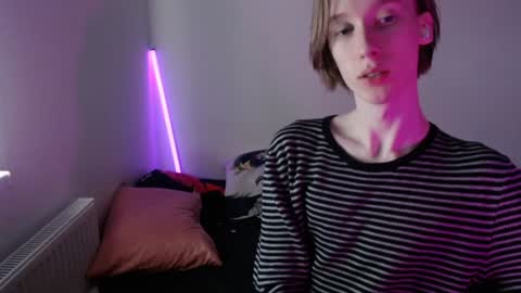 Snapshot of usuck364662 chatting on 01/08/25, 07:13 Excuse me online show from 01/08/25, 07:13