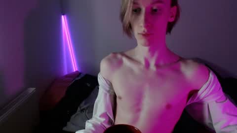 Snapshot of usuck364662 chatting on 01/29/25, 03:12 Excuse me online show from 01/29/25, 03:12