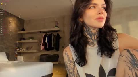 Eva online show from 12/05/25, 09:51