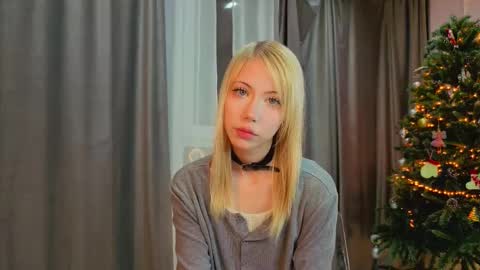 Chloe online show from 02/16/26, 01:29