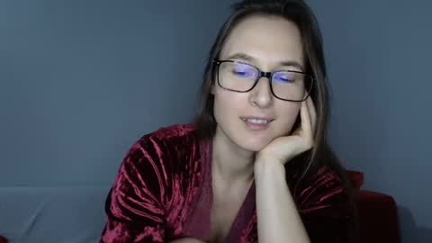 Snapshot of va_len_sea_ya chatting on 01/05/25, 06:56 Valensiya online show from 01/05/25, 06:56