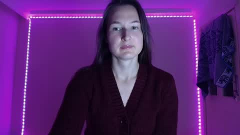 Snapshot of va_len_sea_ya chatting on 12/21/25, 08:27 Valensiya online show from 12/21/25, 08:27