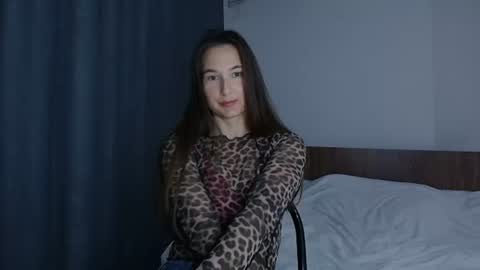 Snapshot of va_len_sea_ya chatting on 06/18/26, 06:56 Valensiya online show from 06/18/26, 06:56