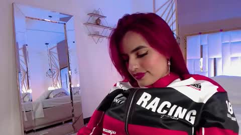 valeriee miller online show from 11/06/25, 10:32