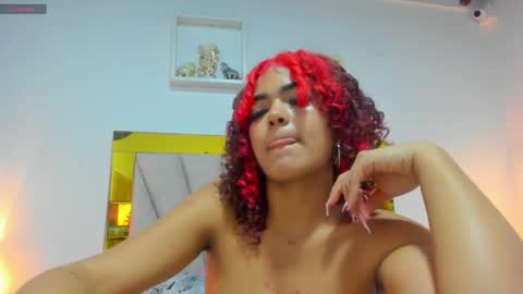 Snapshot of vahiolet_fuentes chatting on 12/17/24, 03:06 vahioleth online show from 12/17/24, 03:06