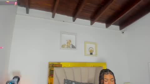 Snapshot of vahiolet_fuentes chatting on 01/04/25, 03:07 vahioleth online show from 01/04/25, 03:07