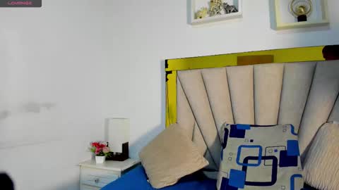 vahioleth  online show from 12/03/25, 03:03