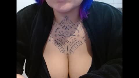 Vah Oliver online show from 11/06/25, 03:46