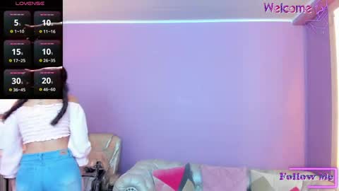 Snapshot of vailoetharris chatting on 05/12/26, 12:02 Vaiolet Harris online show from 05/12/26, 12:02