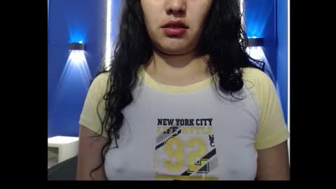 Vainilla online show from 10/22/25, 01:50