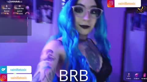 Vainilla Independent model online show from 02/25/26, 02:54