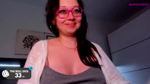 Snapshot of vainillacrepe chatting on 03/09/25, 08:10 Im Mila my onlyfans is vainillacrepe online show from 03/09/25, 08:10