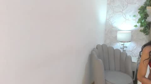 Vaiolet  online show from 01/26/25, 07:20