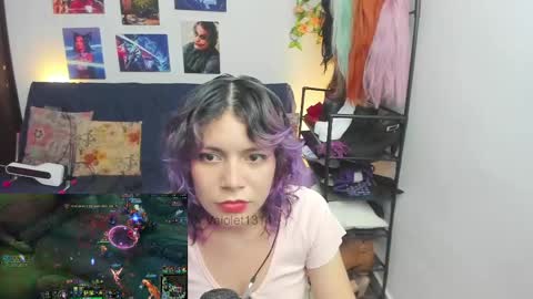 Vaiolet1314 online show from 04/18/26, 01:20